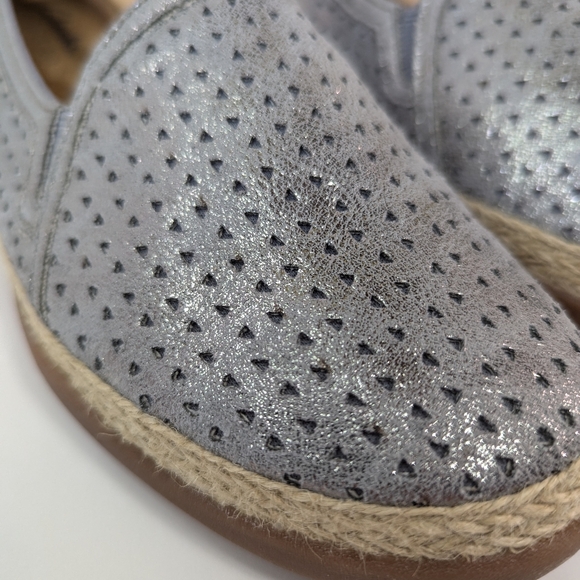 Collection by Clarks Elaina Ruby Women's 7.5M Slip On Pewter Color Finish - Picture 5 of 13